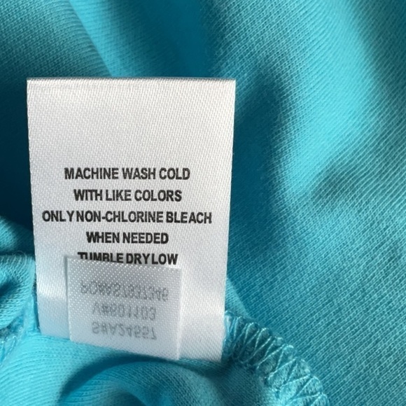 Appleseed’s Mock Turtleneck Tee - Picture 7 of 7